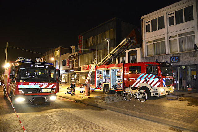 2017/101/20170514-03u55 GB 041 Zeer grote brand Breestraat BWK.jpg